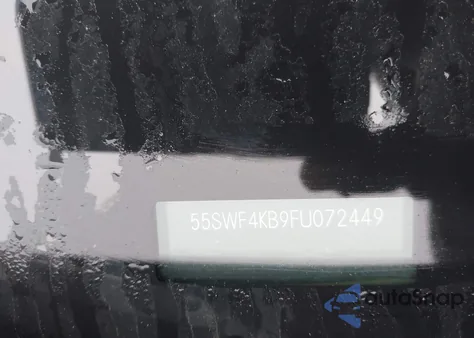 2015 Mercedes-Benz C 300 4Matic z USA, uszkodzony, nr VIN 55SWF4KB9FU072449